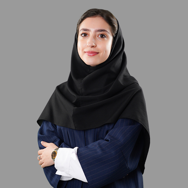نوشین حداد